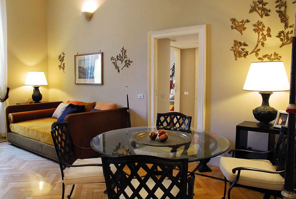 Casa Rubinacci Apartman Nápoly Szoba fotó